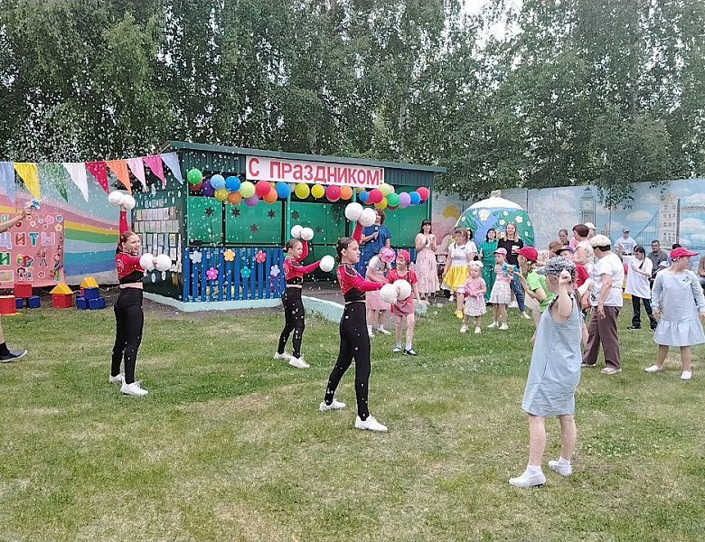 ПРАЗДНИК В МОКШАНСКОМ ДЕТСКОМ ДОМЕ