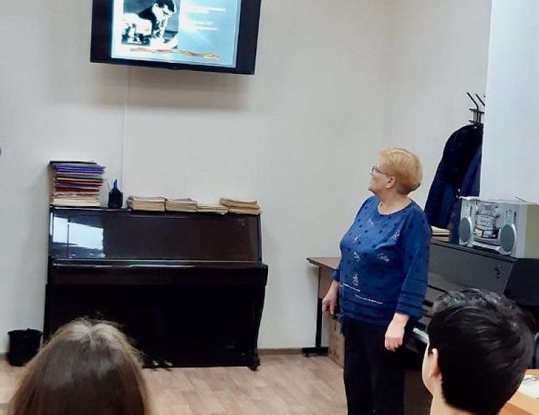 "МУЗЫКАЛЬНОЕ ОРУЖИЕ ЛЕНИНГРАДА"