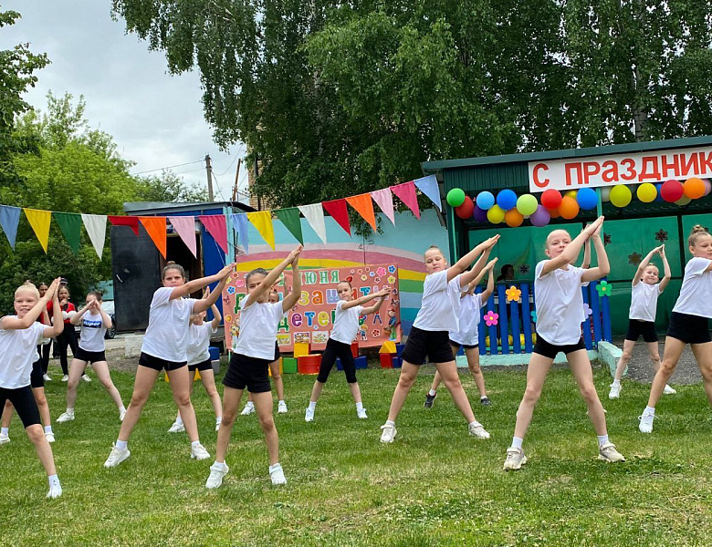ПРАЗДНИК В МОКШАНСКОМ ДЕТСКОМ ДОМЕ
