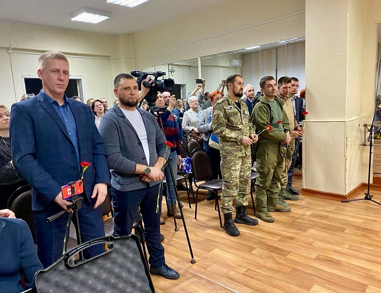 СЛАВА ГЕРОЯМ ОТЕЧЕСТВА