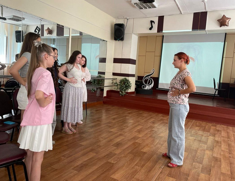 ПОЕМ ВСЕ ВМЕСТЕ
