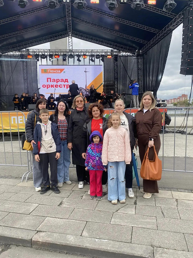 ПАРАД ОРКЕСТРОВ