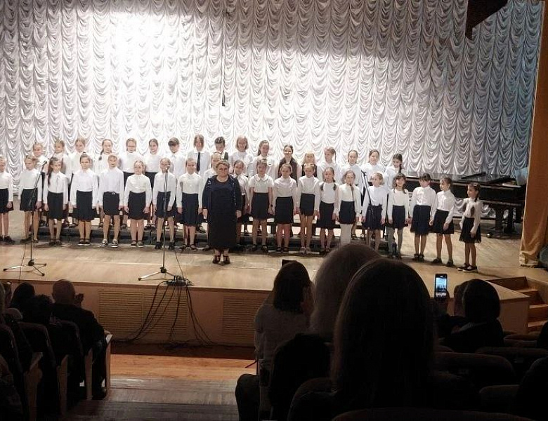 ОБЛАСТНОЙ ХОРОВОЙ КОНЦЕРТ, ПОСВЯЩЕННЫЙ ЮБИЛЕЙНЫМ ДАТАМ Г.ГЛАДКОВА, М.ДУНАЕВСКОГО И А.РЫБНИКОВА