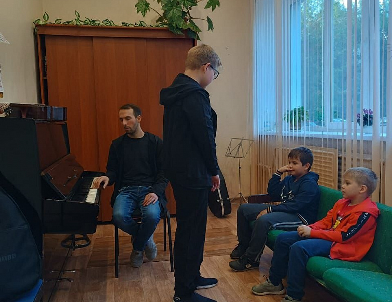 ВСТУПИТЕЛЬНЫЕ ПРОСЛУШИВАНИЯ