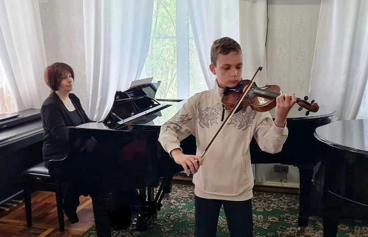 СИРЕНЕВЫЙ ВЕЧЕР В ИВАНОВКЕ